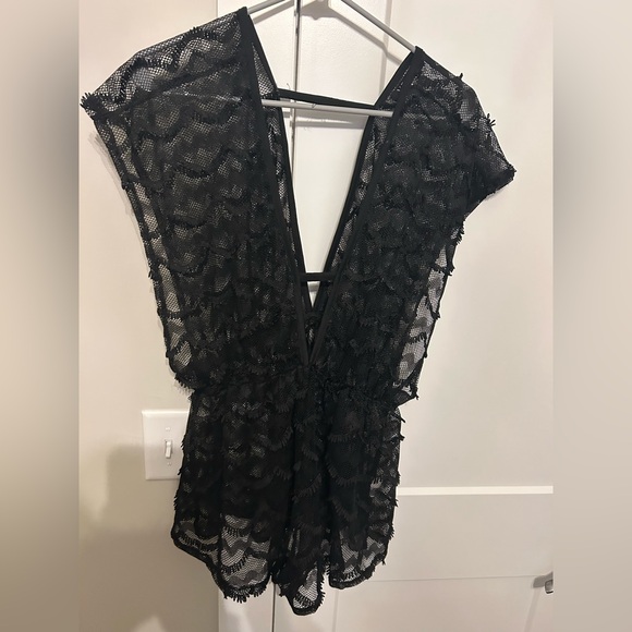 Venus Black Lace One Piece Shorts Beach Cover Up. Worn Once - Picture 4 of 4
